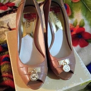 Michael Kors Tan Peep Toe Heels